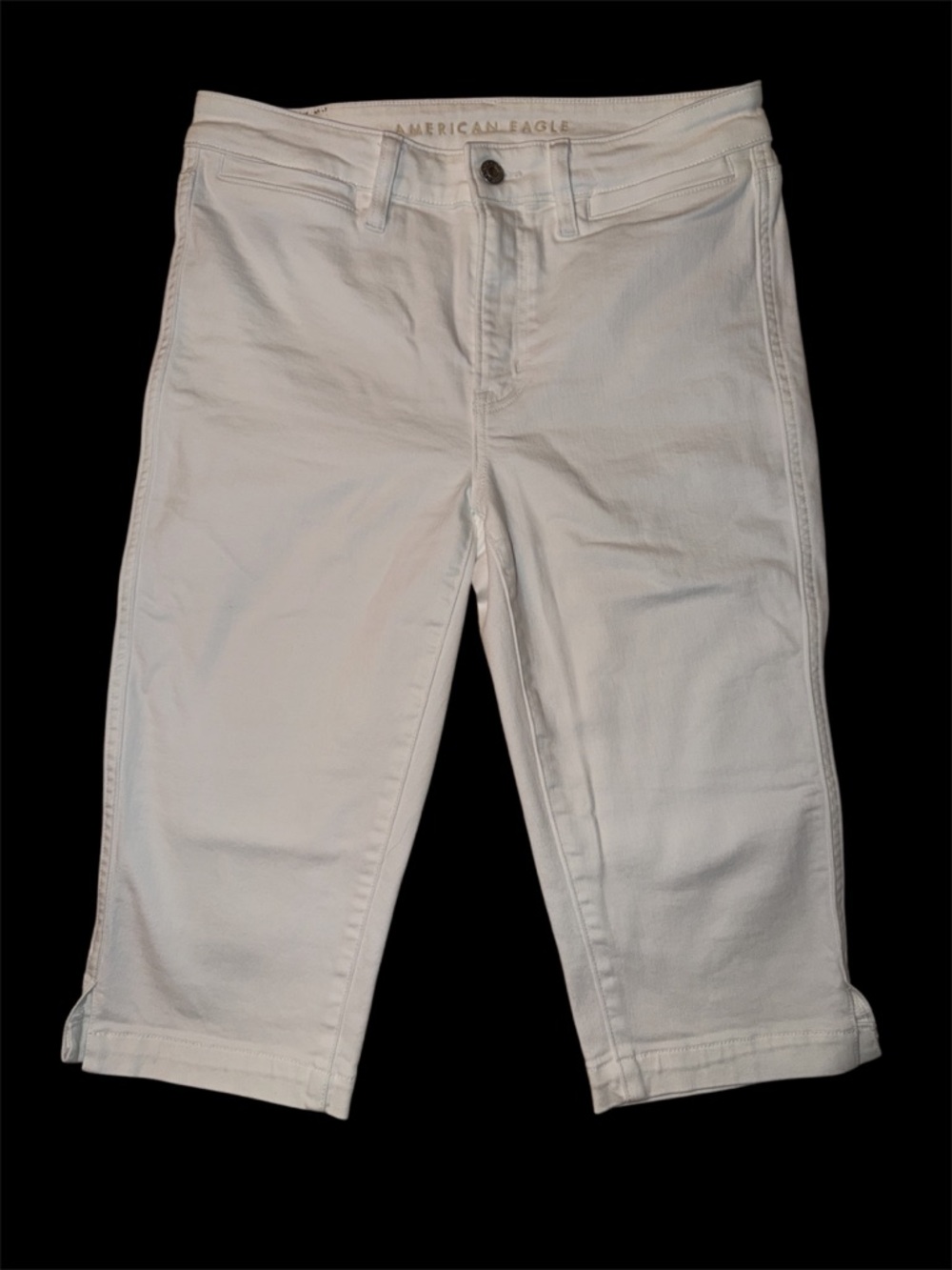 American Eagle White Capri - Next Level Stretch size 6 short